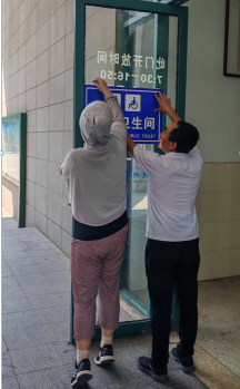 為做好各項(xiàng)活動(dòng)順利進(jìn)行，后勤管理處工作人員積極做好服務(wù)保障工作